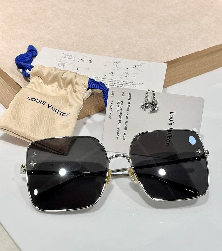 LV Sunglasses 11